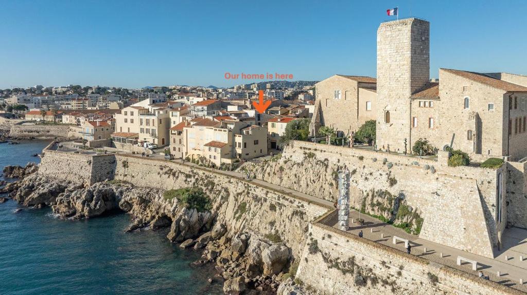 La Pablita, Vieil Antibes, Remparts * Antibes